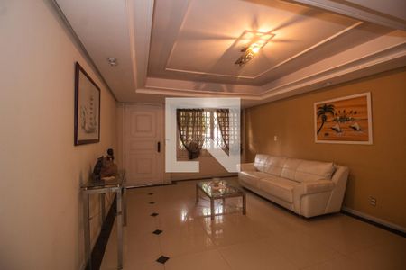 Sala de casa para alugar com 6 quartos, 590m² em Ipanema, Porto Alegre
