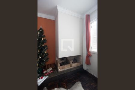 Casa para alugar com 590m², 6 quartos e 3 vagas Casa para alugar com 590m², 6 quartos e 3 vagasLareira