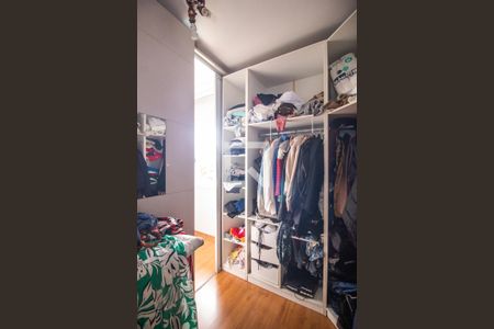 Casa para alugar com 590m², 6 quartos e 3 vagas Casa para alugar com 590m², 6 quartos e 3 vagasCloset