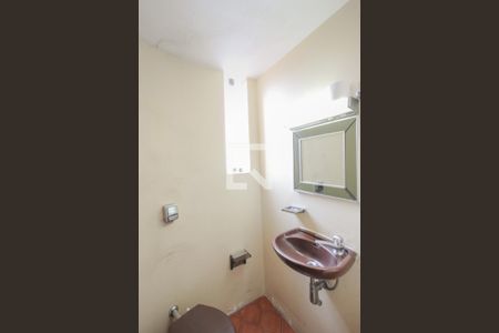 Casa à venda com 128m², 4 quartos e 2 vagasBanheiro Social