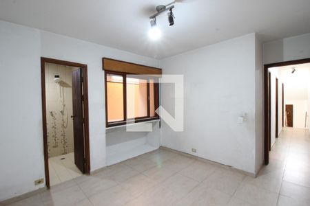 Casa à venda com 128m², 4 quartos e 2 vagasQuarto 3 - Suíte