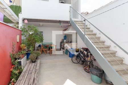 Casa à venda com 130m², 2 quartos e 1 vagaQuintal
