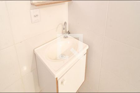 Banheiro Social de kitnet/studio à venda com 1 quarto, 25m² em São Judas, São Paulo