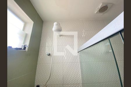 Banheiro de kitnet/studio para alugar com 1 quarto, 30m² em Engenho Velho de Brotas, Salvador
