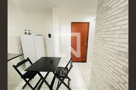 Sala de kitnet/studio para alugar com 1 quarto, 30m² em Engenho Velho de Brotas, Salvador