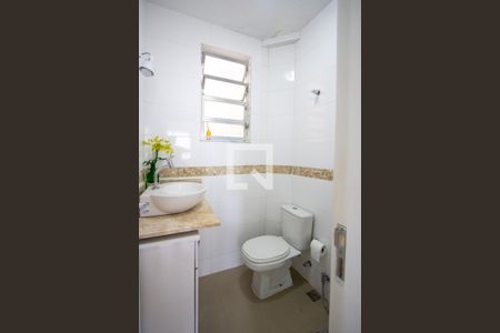 Banheiro de apartamento para alugar com 1 quarto, 37m² em Icaraí, Niterói