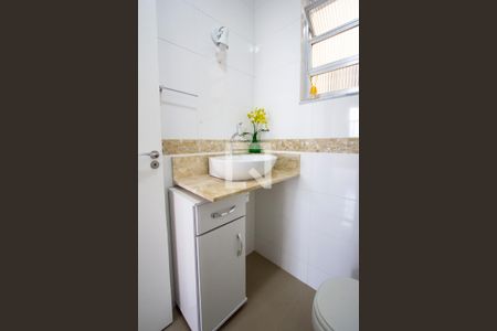 Banheiro de apartamento para alugar com 1 quarto, 37m² em Icaraí, Niterói