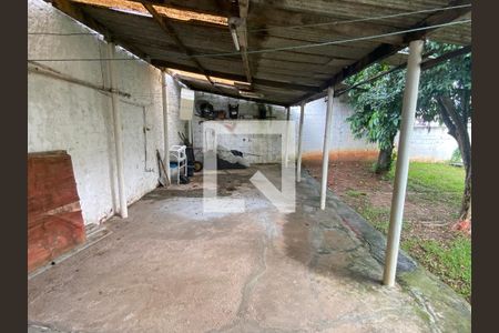 Casa à venda com 585m², 6 quartos e 4 vagasQuintal