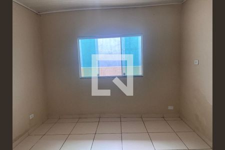 Casa à venda com 585m², 6 quartos e 4 vagasCasa 03 - Sala
