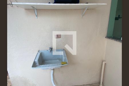 Casa à venda com 585m², 6 quartos e 4 vagasCasa 03 -Area de serviço