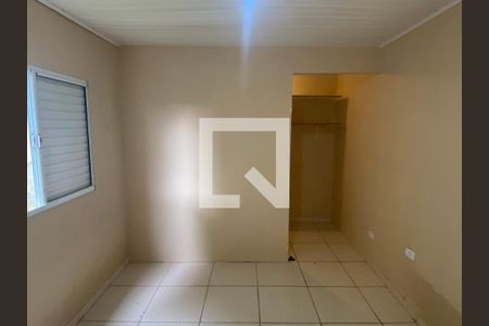 Casa à venda com 585m², 6 quartos e 4 vagasCasa 03 - Quarto