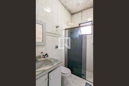 Casa à venda com 221m², 4 quartos e 3 vagasBanheiro da casa 2