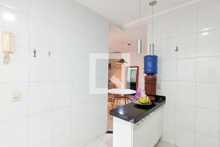 Casa à venda com 221m², 4 quartos e 3 vagasCozinha da casa 2