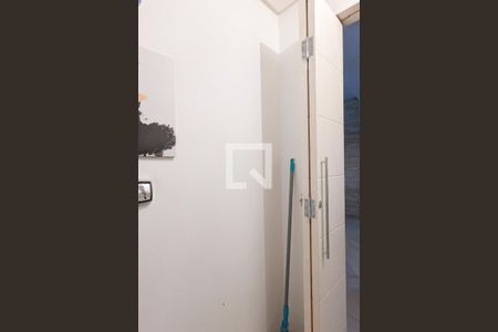 Casa à venda com 221m², 4 quartos e 3 vagasLavabo da casa 2