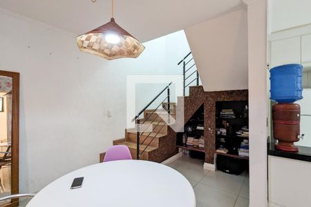 Casa à venda com 221m², 4 quartos e 3 vagasSala da casa 2