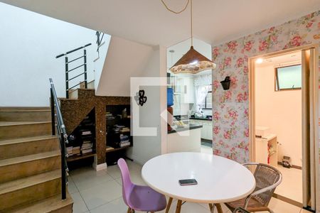 Casa à venda com 221m², 4 quartos e 3 vagasSala da casa 2