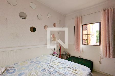 Casa à venda com 221m², 4 quartos e 3 vagasQuarto 1 da casa 2