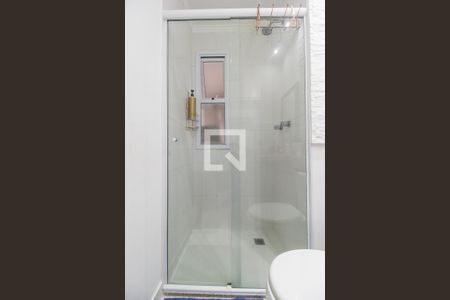 Apartamento à venda com 80m², 2 quartos e 2 vagasBanheiro da Suíte