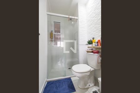 Apartamento à venda com 80m², 2 quartos e 2 vagasBanheiro da Suíte