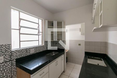 Apartamento à venda com 68m², 3 quartos e sem vaga Apartamento à venda com 68m², 3 quartos e sem vagaCozinha e Área de Serviço