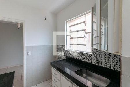 Apartamento à venda com 68m², 3 quartos e sem vaga Apartamento à venda com 68m², 3 quartos e sem vagaCozinha e Área de Serviço