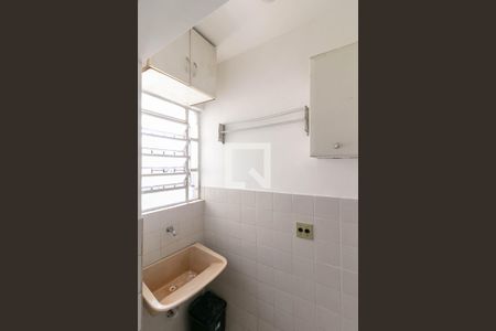 Apartamento à venda com 68m², 3 quartos e sem vaga Apartamento à venda com 68m², 3 quartos e sem vagaCozinha e Área de Serviço