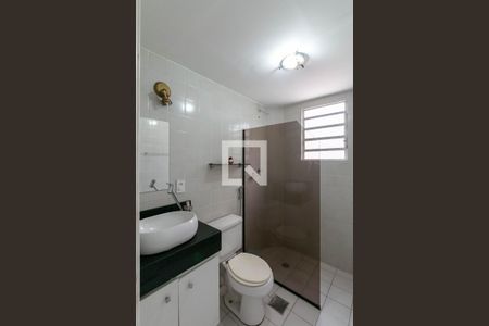 Apartamento à venda com 68m², 3 quartos e sem vaga Apartamento à venda com 68m², 3 quartos e sem vagaBanheiro Social