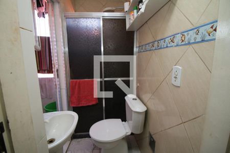 Banheiro de casa à venda com 1 quarto, 54m² em Bonsucesso, Rio de Janeiro