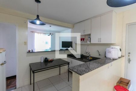 Apartamento à venda com 80m², 3 quartos e 1 vagaCozinha e Área de Serviço