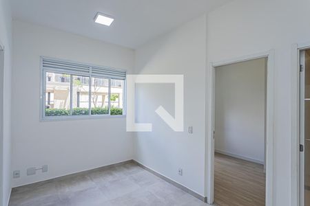 Sala, cozinha e área de serviço de apartamento para alugar com 2 quartos, 36m² em Vila Palmeiras, São Paulo