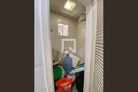 Apartamento à venda com 210m², 5 quartos e 1 vagaBanheiro de serviço