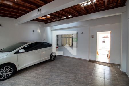 Casa à venda com 144m², 3 quartos e 2 vagas Casa à venda com 144m², 3 quartos e 2 vagasGaragem