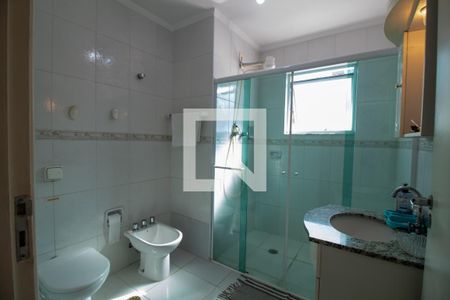 Casa à venda com 144m², 3 quartos e 2 vagas Casa à venda com 144m², 3 quartos e 2 vagasBanheiro