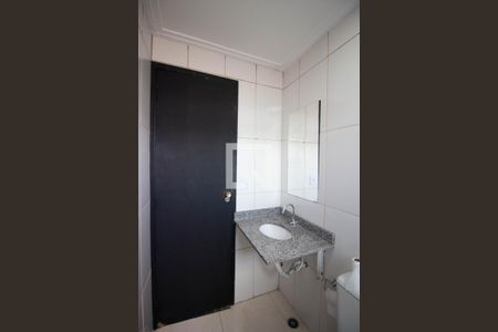 Banheiro de casa para alugar com 1 quarto, 40m² em Jardim Nossa Senhora do Carmo, São Paulo