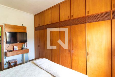 Casa à venda com 350m², 3 quartos e 3 vagasSuíte