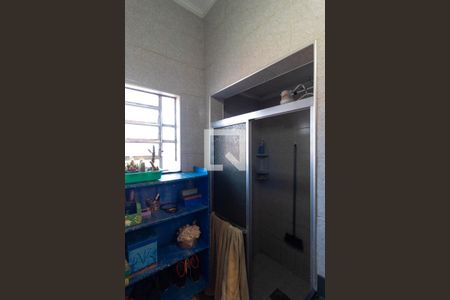 Casa à venda com 350m², 3 quartos e 3 vagasBanheiro da Suíte