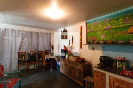 Casa à venda com 350m², 3 quartos e 3 vagasVaranda