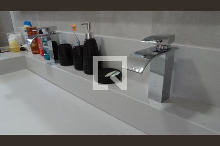 Apartamento à venda com 123m², 3 quartos e 3 vagasBanheiro