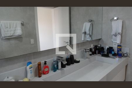 Apartamento à venda com 123m², 3 quartos e 3 vagasBanheiro