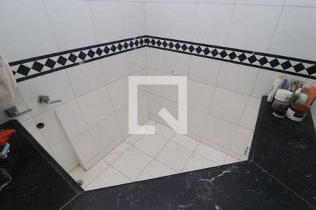 Apartamento à venda com 260m², 4 quartos e 3 vagasBanheiro da Suíte 2