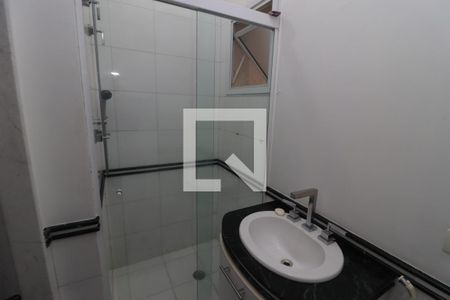 Apartamento à venda com 260m², 4 quartos e 3 vagasBanheiro da Suíte