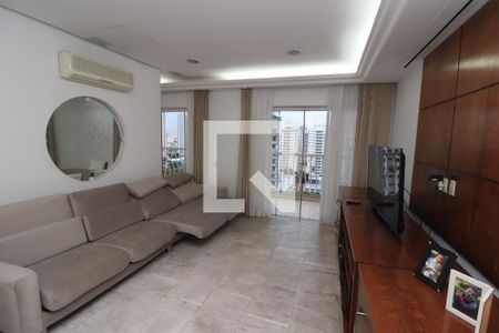 Sala de TV de apartamento à venda com 4 quartos, 260m² em Vila Gomes Cardim, São Paulo