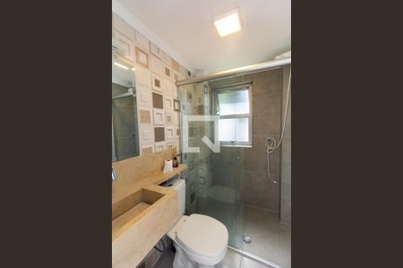 Apartamento para alugar com 90m², 2 quartos e sem vagaBanheiro