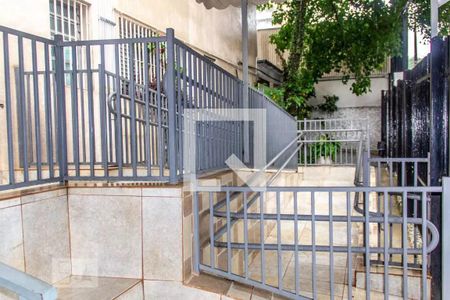 Apartamento para alugar com 90m², 2 quartos e sem vagaFachada