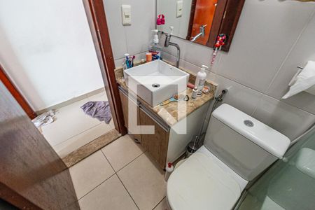 Casa para alugar com 100m², 2 quartos e 2 vagasBanheiro