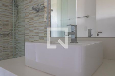 Apartamento à venda com 96m², 2 quartos e 2 vagasBanheiro da Suíte 2