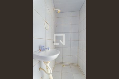 Banheiro de casa para alugar com 1 quarto, 60m² em Daniel Lisboa, Salvador
