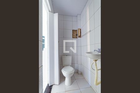 Banheiro de casa para alugar com 1 quarto, 60m² em Daniel Lisboa, Salvador