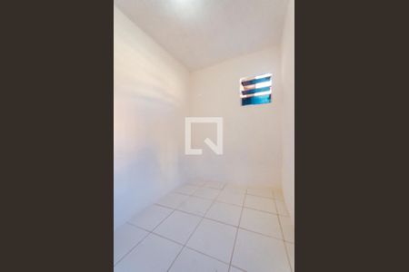Quarto de casa para alugar com 1 quarto, 60m² em Daniel Lisboa, Salvador