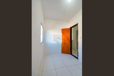 Quarto de casa para alugar com 1 quarto, 60m² em Daniel Lisboa, Salvador